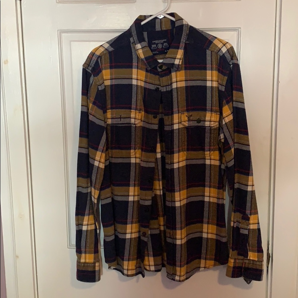 XL American Eagle Navy Blue, Y, R, W Flannel
